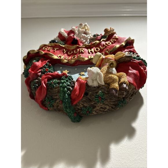 1995 WINKLE CLAUS Motion Activated Resin Hanging Wreath Christmas Holiday Songs - Picture 5 of 10